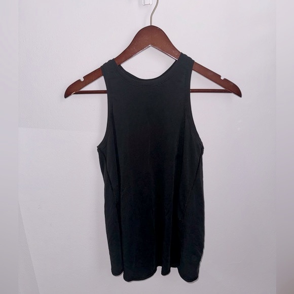 Lululemon In the Open Tank - Picture 4 of 9